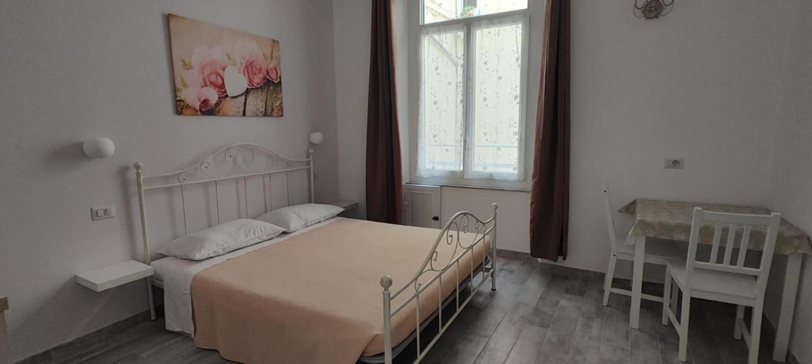 Bed and Breakfast Le Quattro Stagioni Genua Exterior foto
